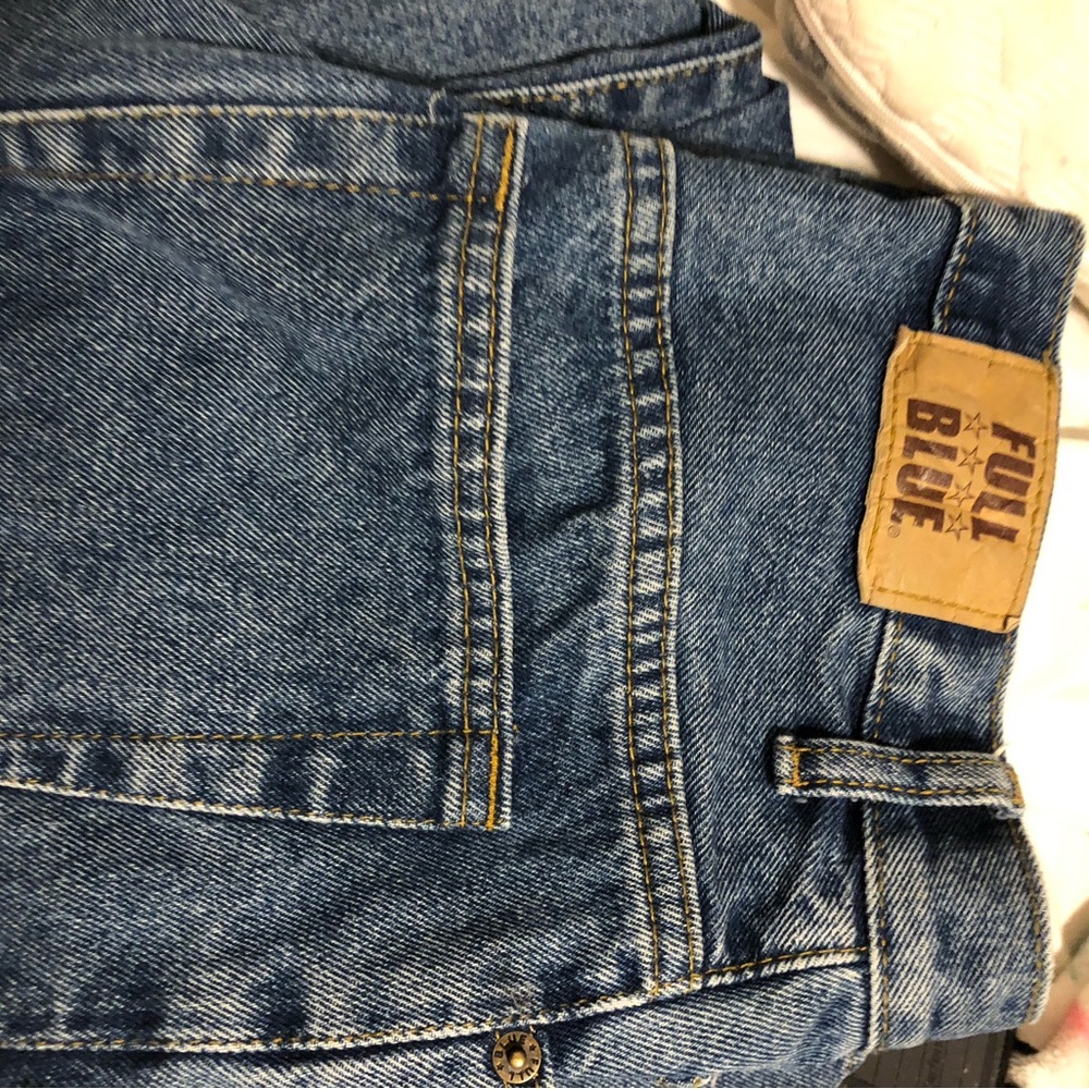 Wide leg blue jeans